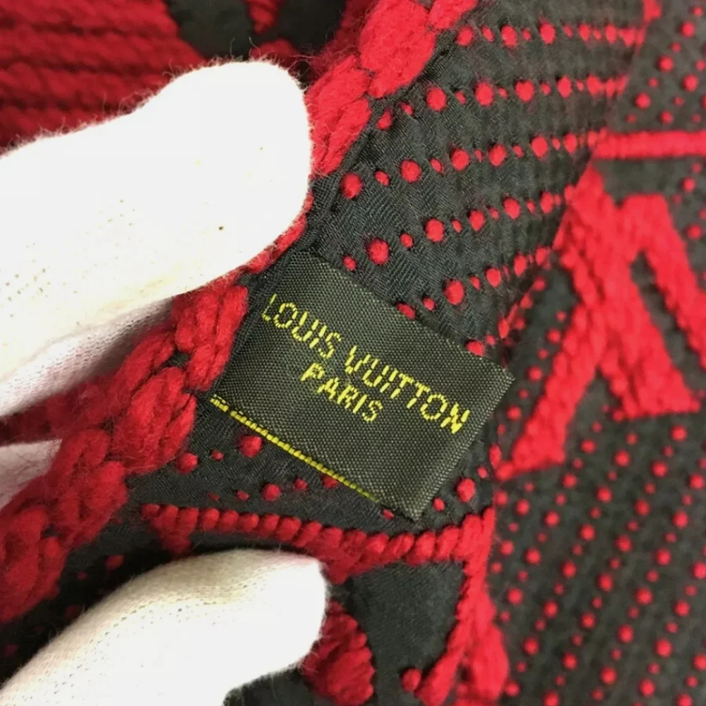 Louis Vuitton beautiful authentic